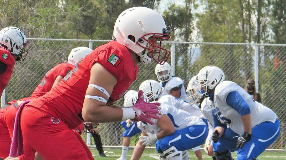 jugadores de futbol americano